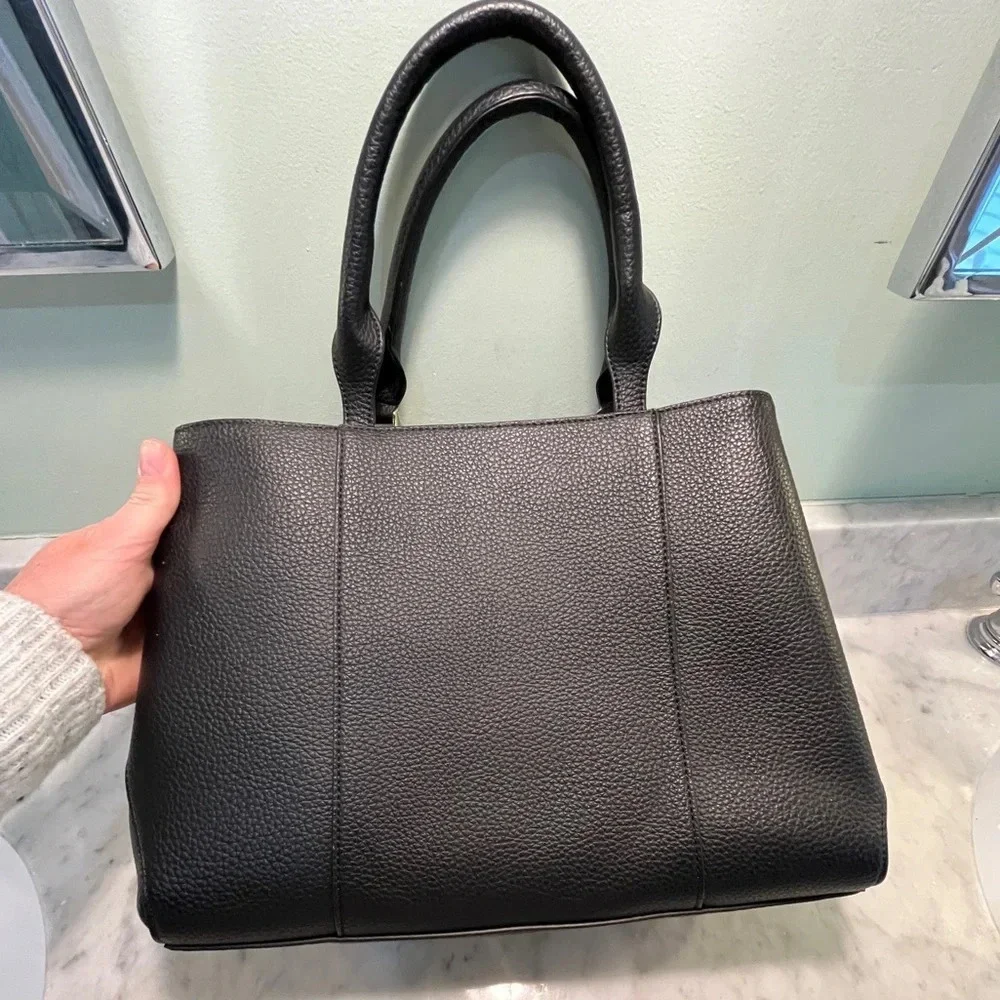 Via Verte black pebbled vegan handbag. 2 handles, removable crossbody strap. EUC